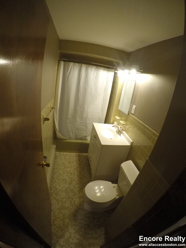 Photo - 230 Brookline St Unidad 3