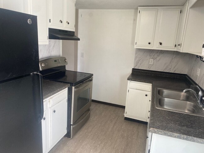 Photo - 301 N Carole Ave Unit #4