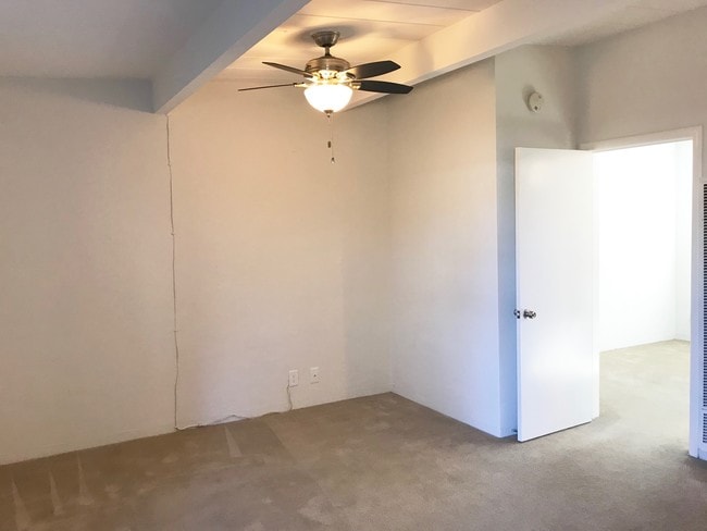 Photo - Chestnut Avenue Apartments