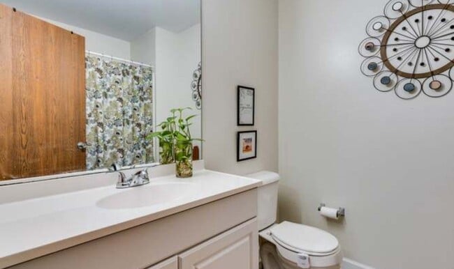 Photo - 249 Brittany Dr