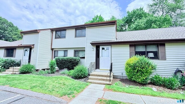 Building Photo - 6 Oak Forest Dr Unit 3