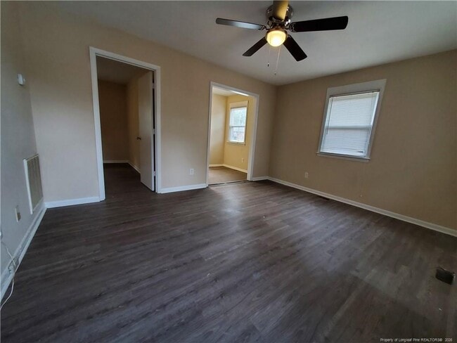 Photo - 4956 Fieldcrest Dr