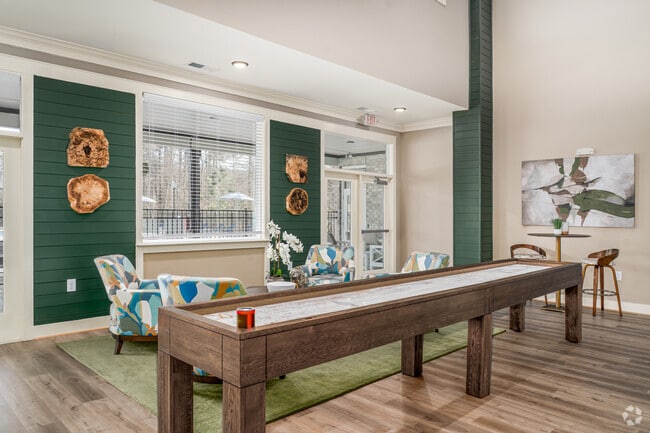 Casa Club - Comet North Raleigh