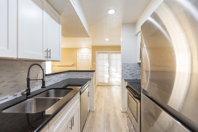 Photo - 14600 Fonmeadow Dr Unit 1106