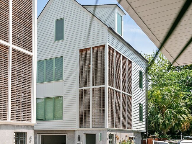 Photo - 3 Sanctuary Ct