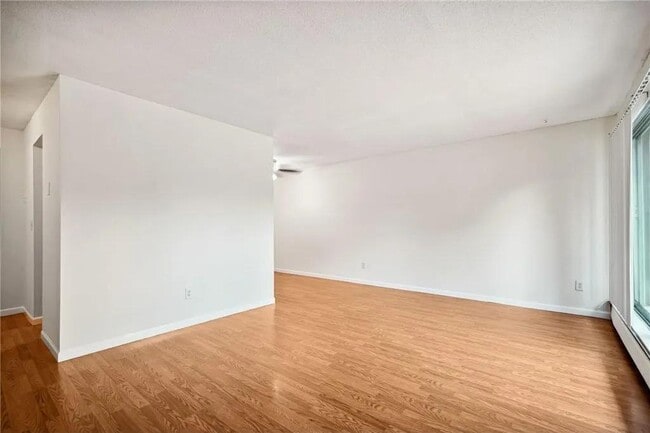 Photo - 5315 Minnehaha Ave