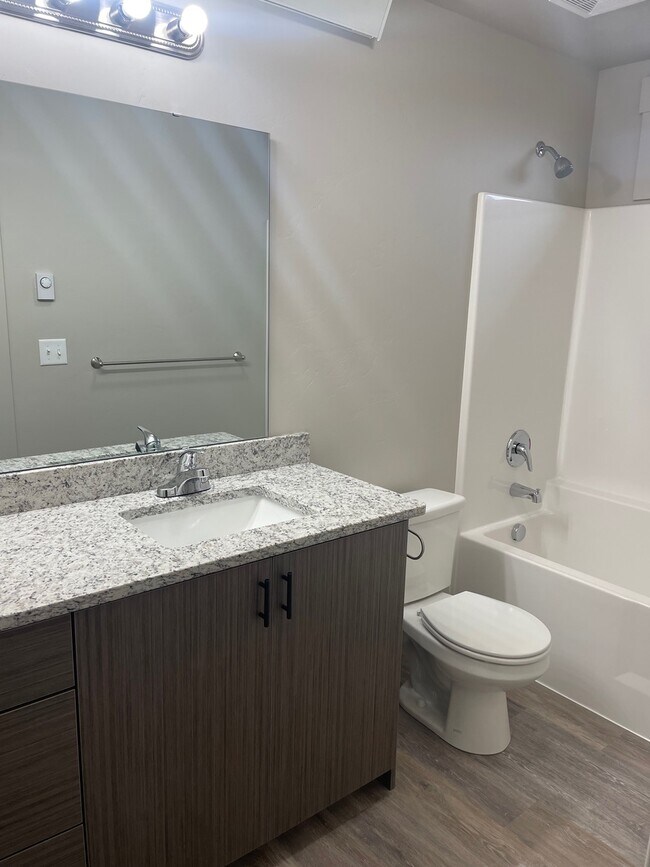 Photo - 5891 N Silver Fox Rd Unidad 4