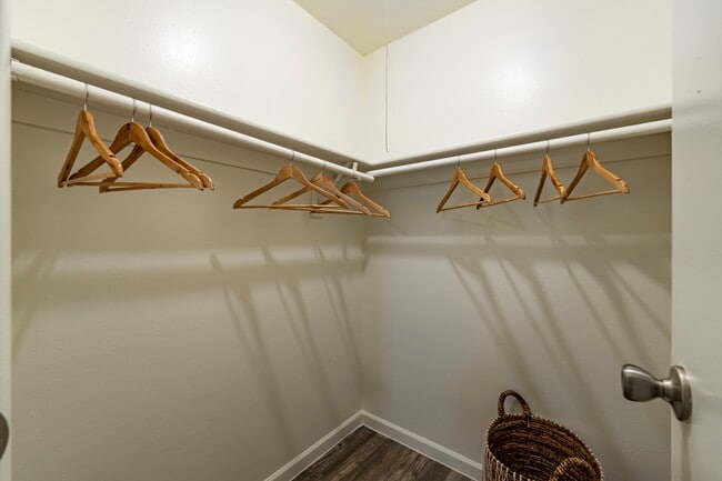 Arches Apartment Homes