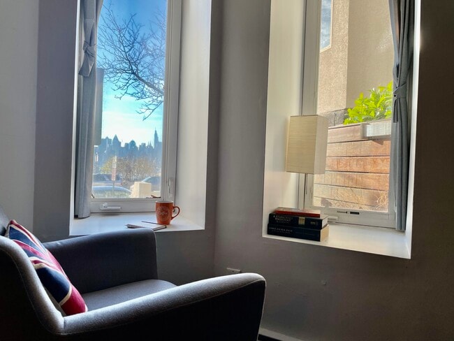 955 Boulevard E Unit 1