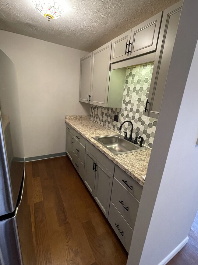 Photo - 45 Park Pl Unidad 406