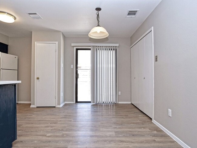 Photo - Berkett Drive Unit B