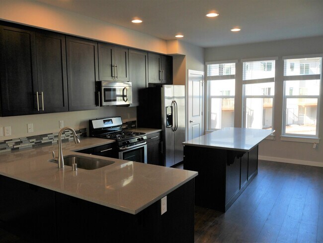 Photo - Beautiful Modern Townhouse in Arcadia Terrace