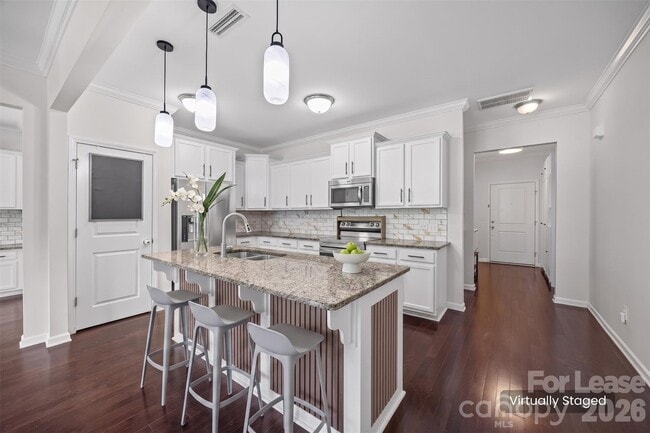 Photo - 872 Summerlake Dr