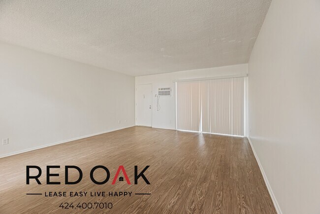 Photo - ~2 Weeks FREE~ Spacious Studio with Includ... Unit 5