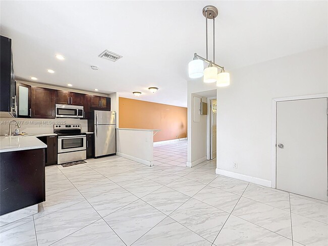 Photo - 2686 NW 60th Way