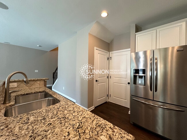 Photo - Updated 3 Bedroom Townhome in Bryant Park
