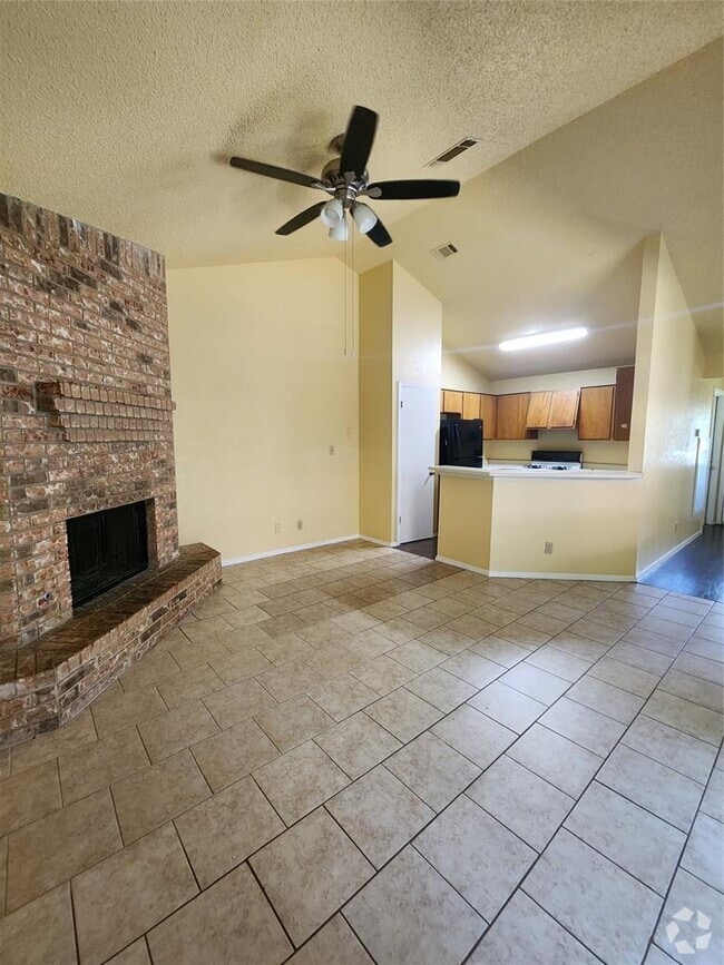 Building Photo - 2610 Garrettson Dr Rental