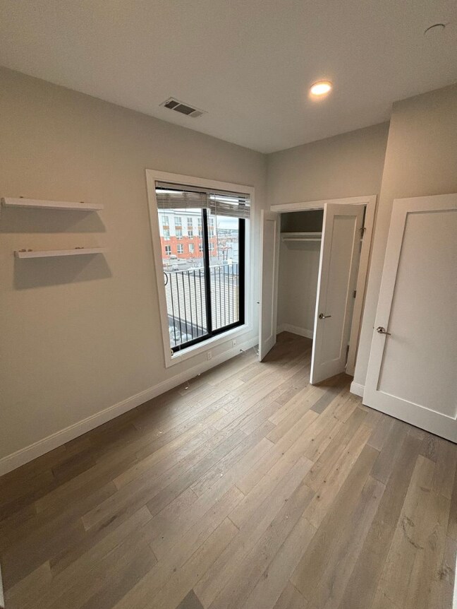 156 Liverpool St Unit 501