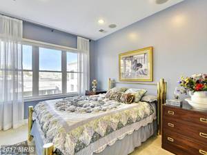 Building Photo - 4418 Longfellow St Rental