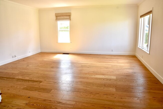 Photo - Beautiful spacious Home