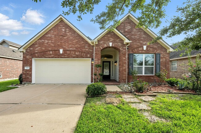 Building Photo - 9219 Gilbert Hollow Dr