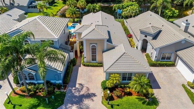 Photo - 8170 Hampton Wood Dr