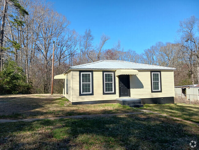 Building Photo - Renovated Two bedroom house in Lancaster S...