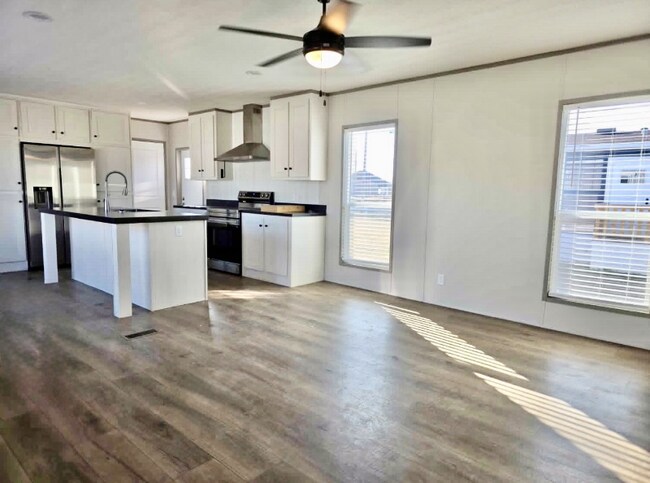 Photo - 315 Owens St