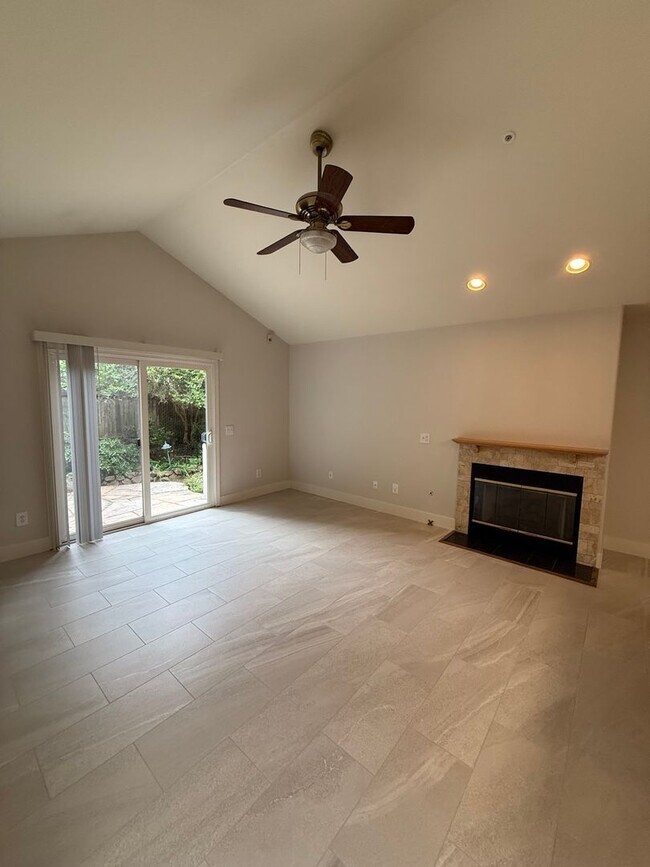 Photo - Large Single Level 4 Bedroom 2 Bathroom Home located in Northeast Rohnert Park