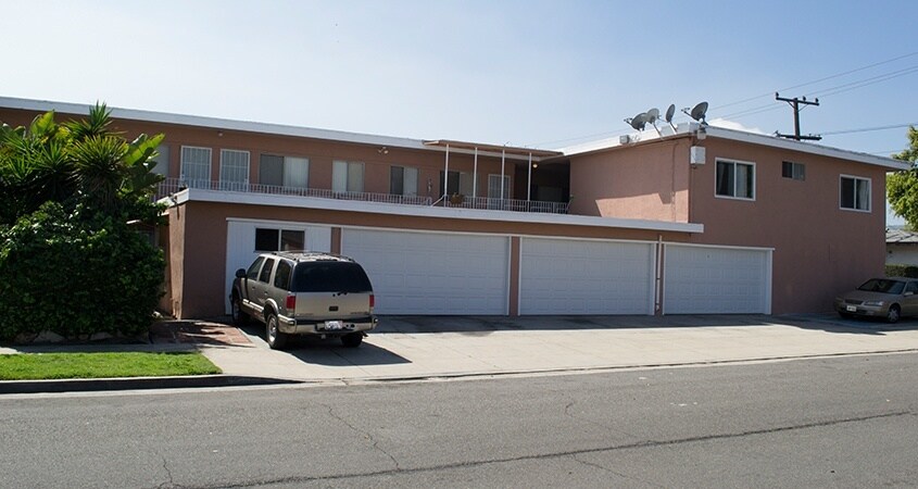 Photo - 159th St Apts