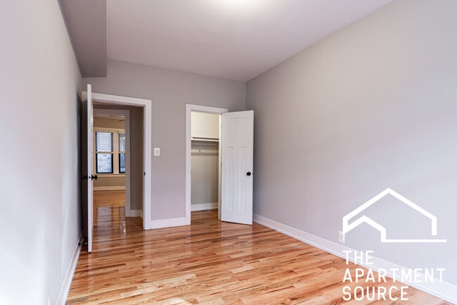 Photo - 3523 N Racine Ave Unit 1