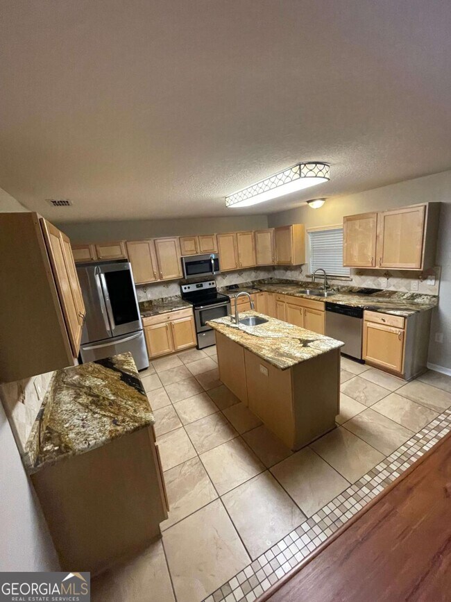 Photo - 421 Brooklet Cir