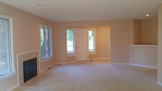 Photo - 4749 Bayberry Cir