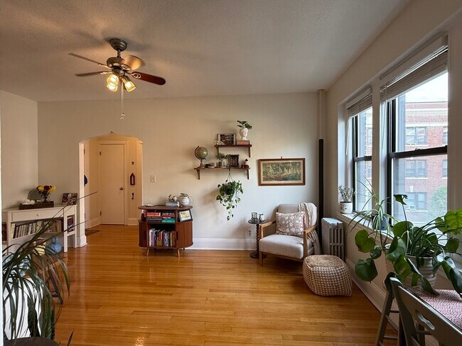 145 Englewood Ave Unit 33