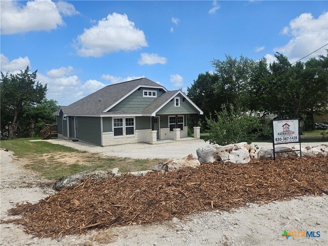 Building Photo - 905 Roadrunner Spur Rental
