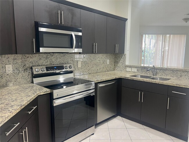 Photo - 9040 NW 54th St