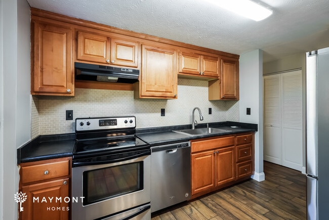 Photo - 1137 Beechridge Ct