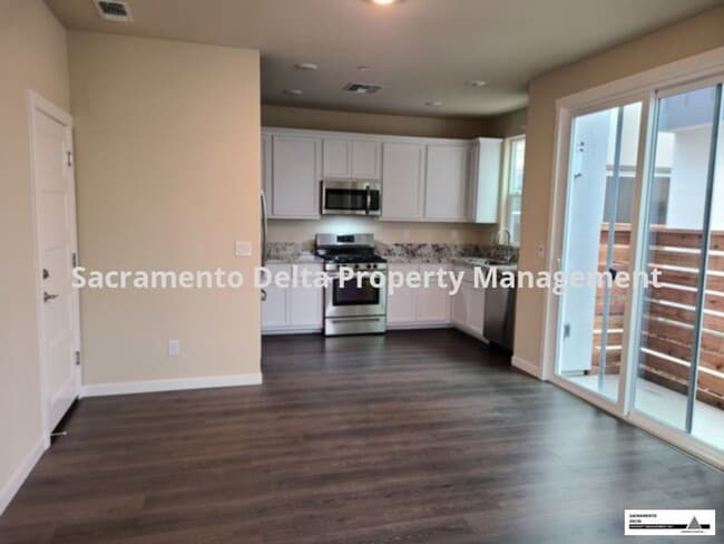 Photo - Wonderful Elk Grove Home