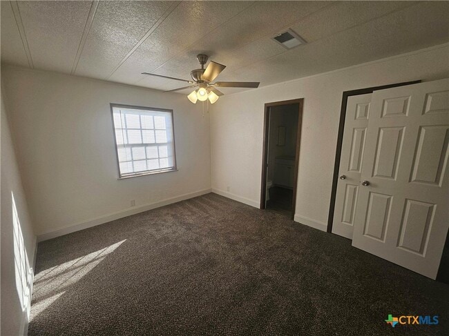 Photo - 1510 Karen Dr