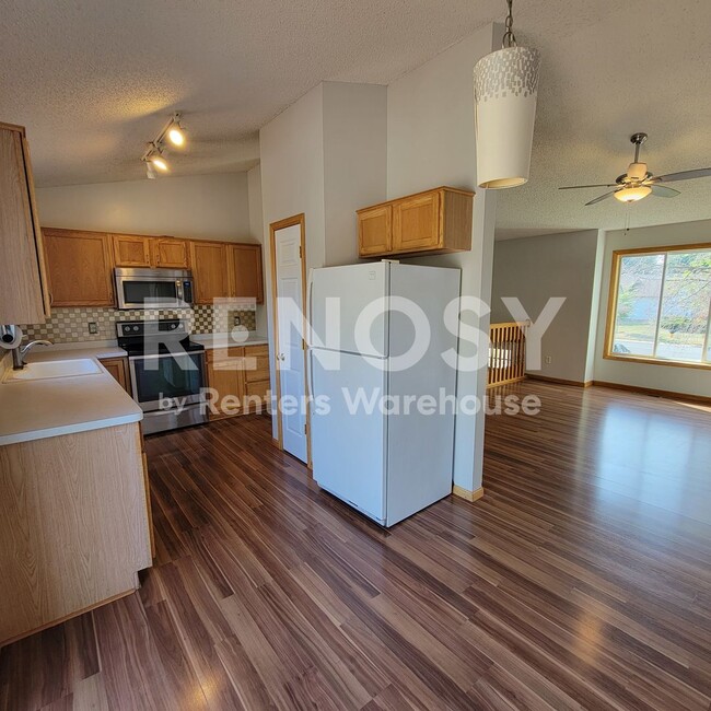 1505 Harvest Ln
