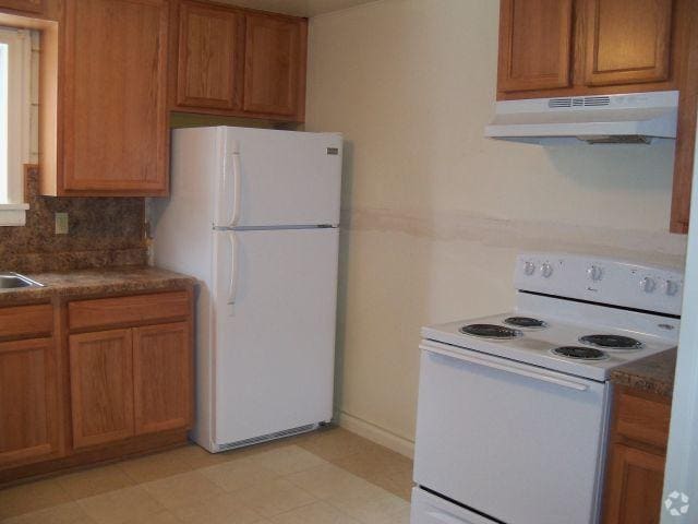 Building Photo - 3 bedroom in Billings MT 59101 Rental