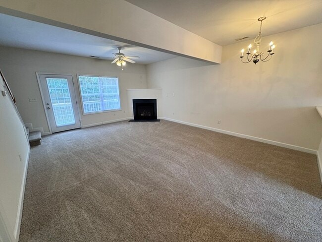 Photo - HUGE 3 Bed 3.5 Bath 3 Story Town Home, AVA...