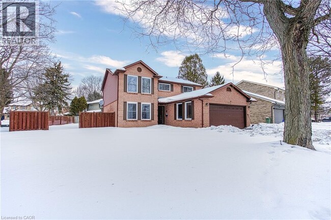 Photo - 115 Amberly Blvd