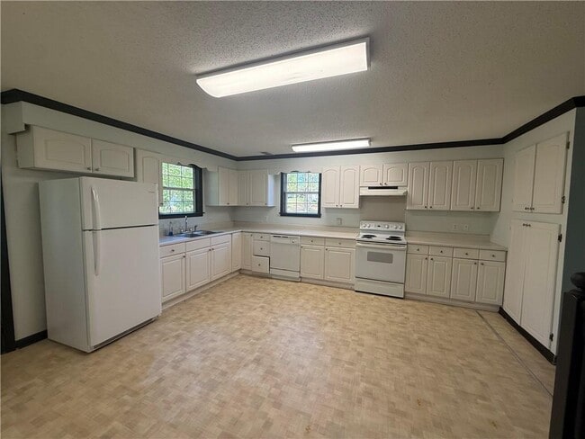 Photo - 4861 Hopewell Church Rd