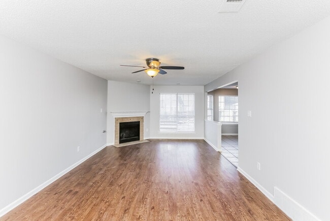 Photo - 12800 Fox Bend Ln