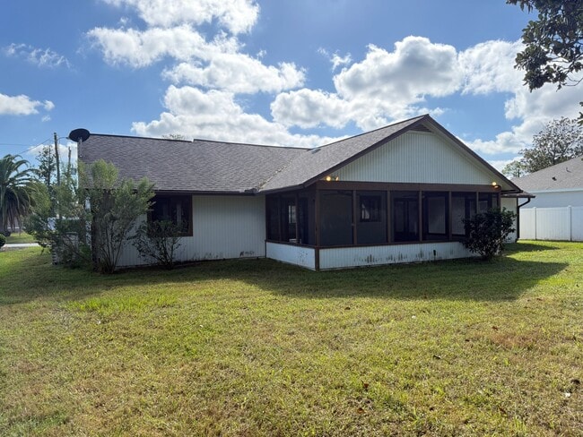 Photo - 39 Bannerwood Ln