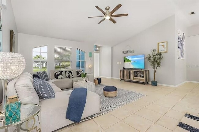 Photo - 2705 SW 11th Pl