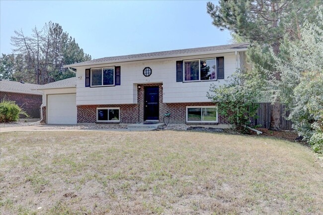 Photo - 717 E 5th Ave