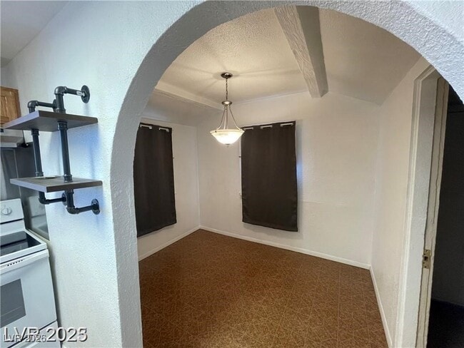 Photo - 668 Avenue F