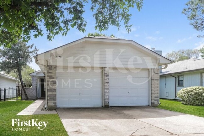 Photo - 11923 Westlock Dr Casa